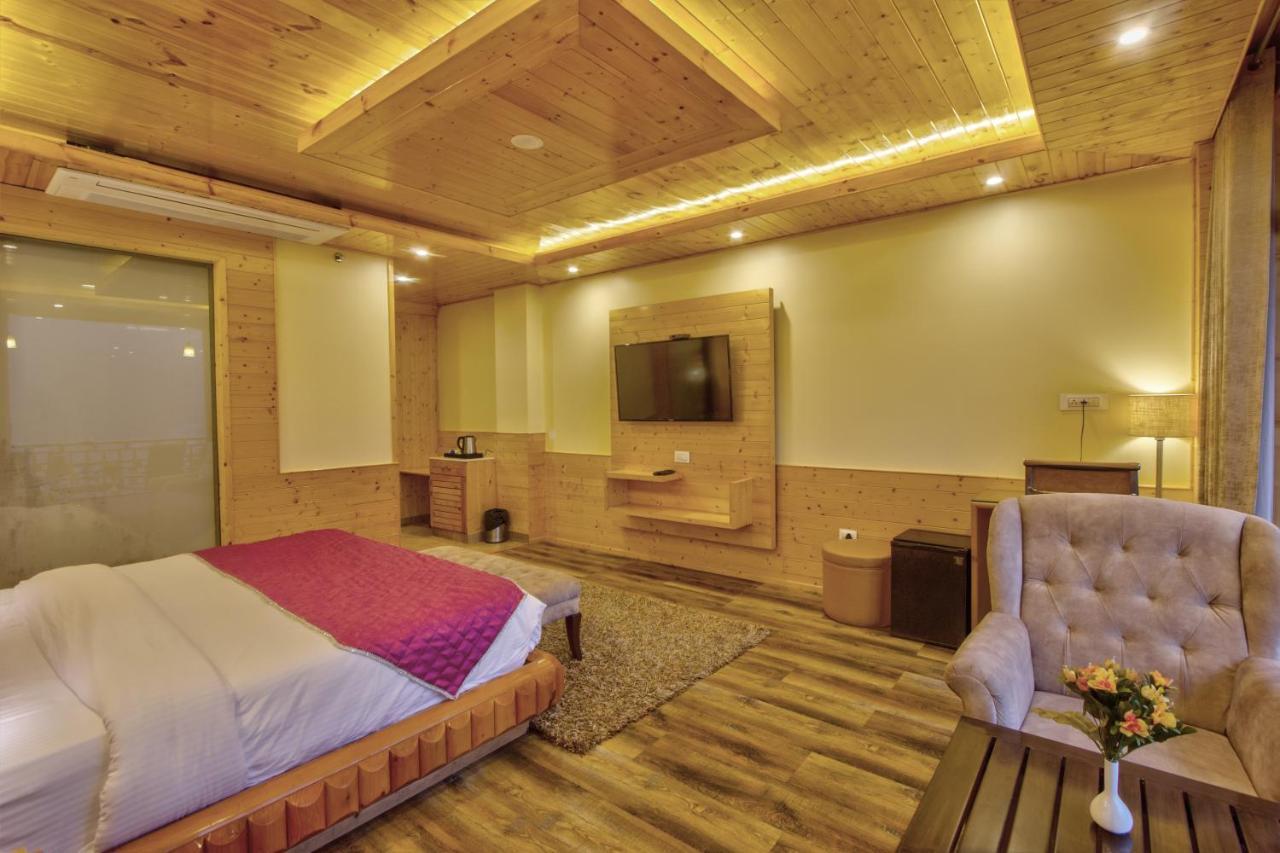 The Holiday Villa Resorts & Spa Manali  Bagian luar foto