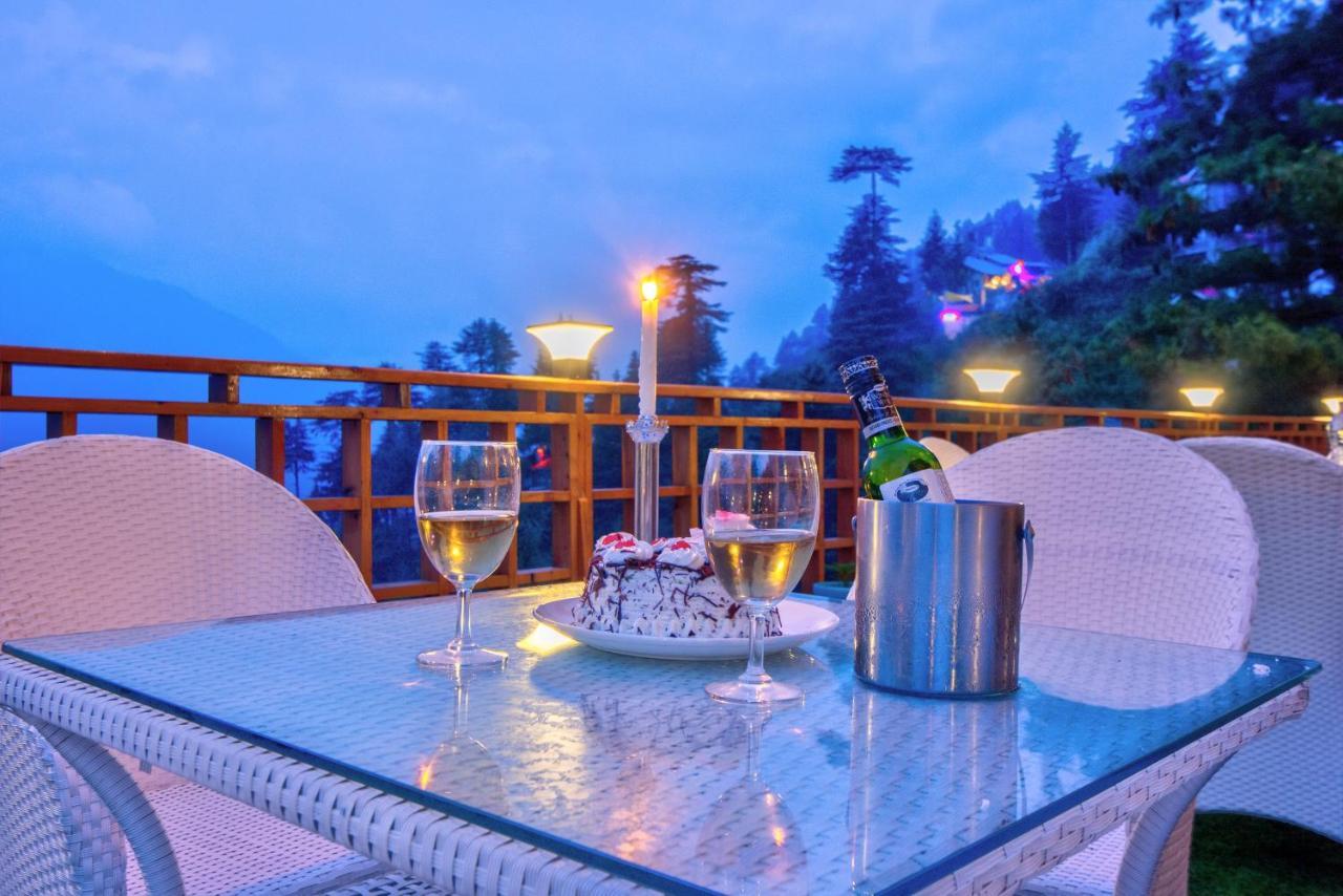 The Holiday Villa Resorts & Spa Manali  Bagian luar foto
